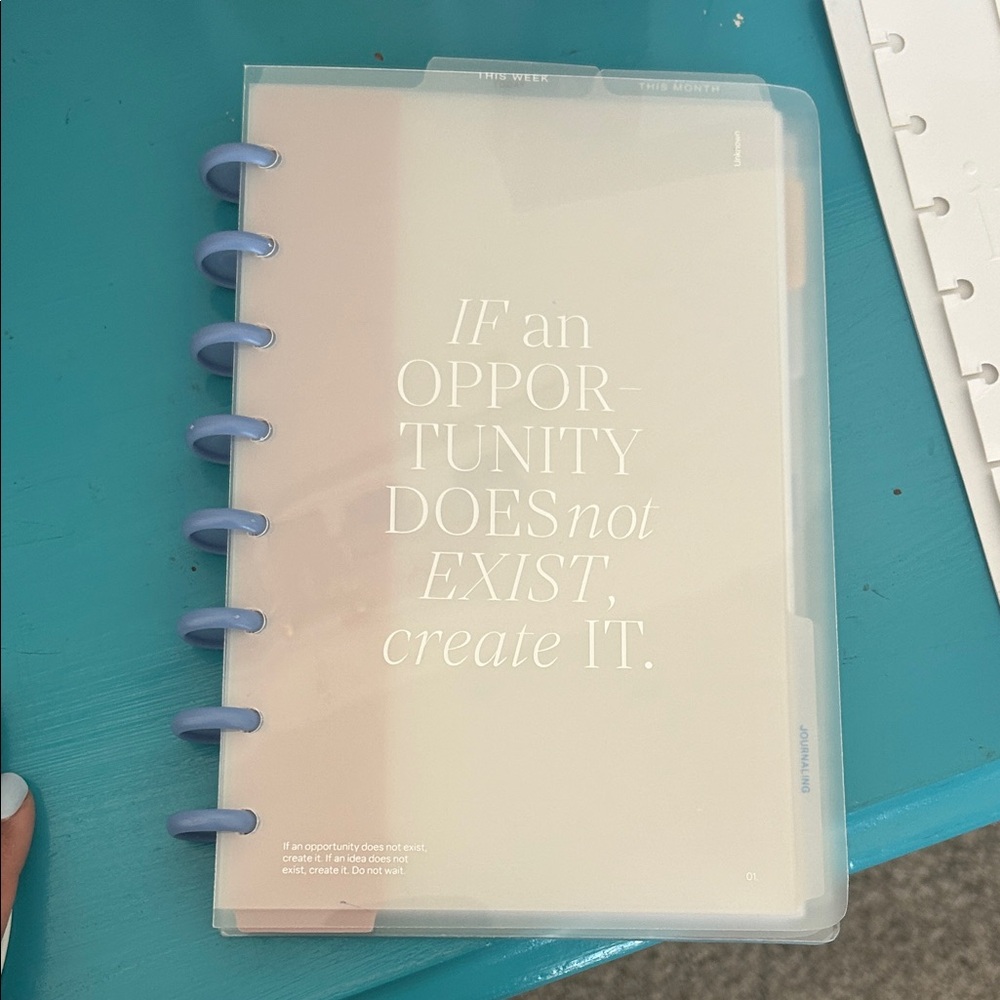 Half Letter Planner with Blue discs